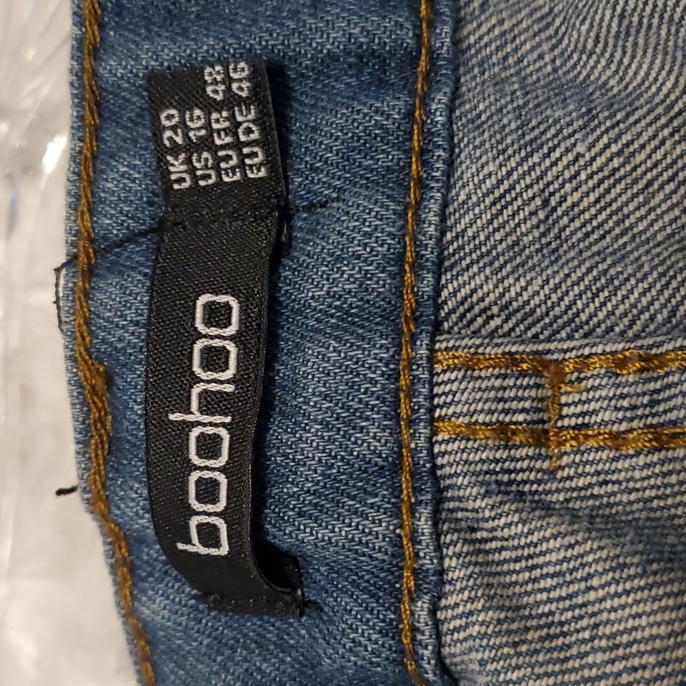 Boo Hoo Boho Womens Scallop Hem Jean Shorts Size 16 - Picture 8 of 13